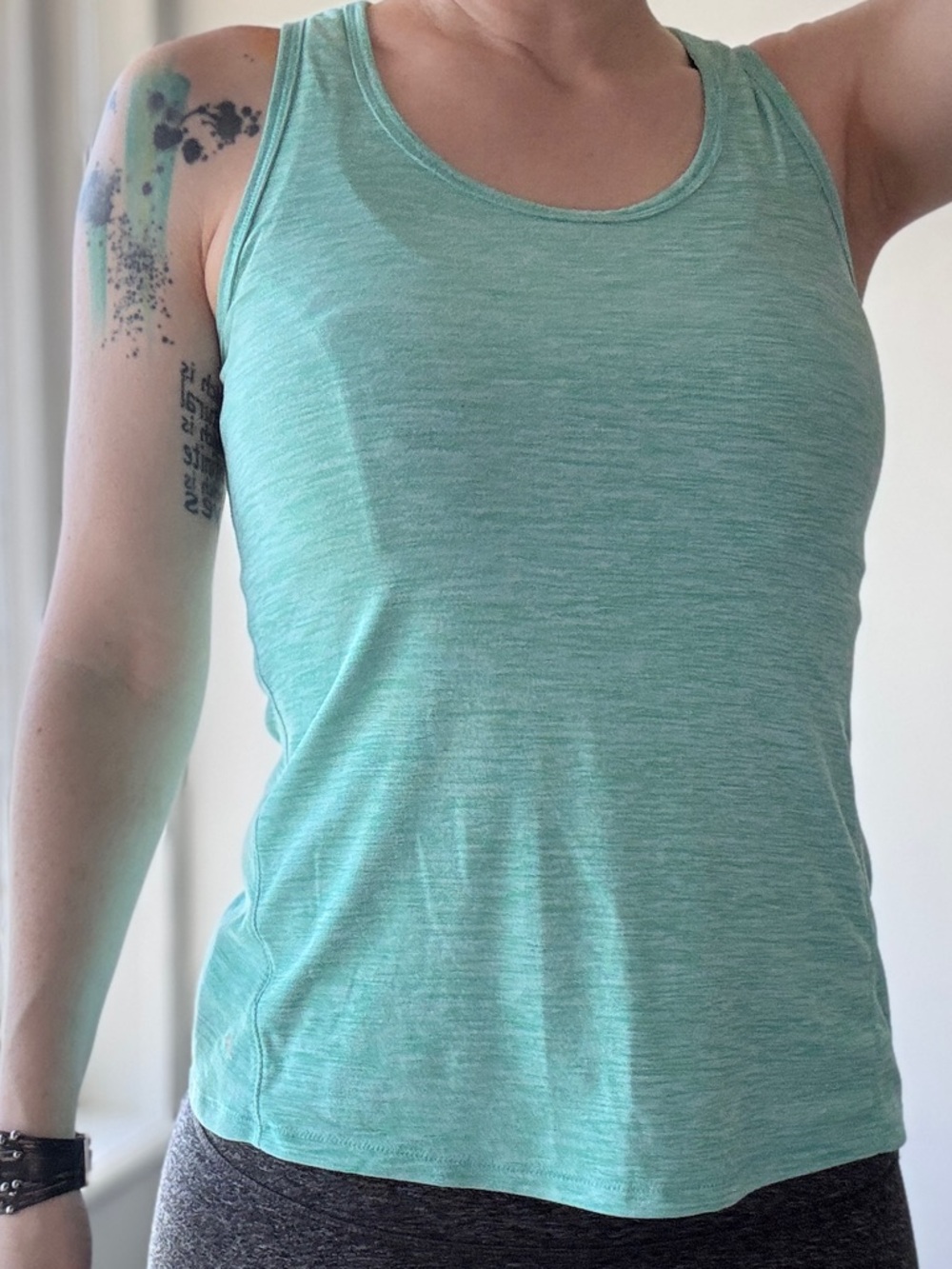 Old Navy Tank Active Breathe On XS Teal Racerback Mesh Workout Top Athleisure - Picture 4 of 8